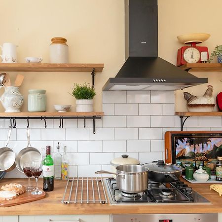 Characterful Terrace Retreat In County Durham - Sleeps 6 Apartment Stanley  Bagian luar foto